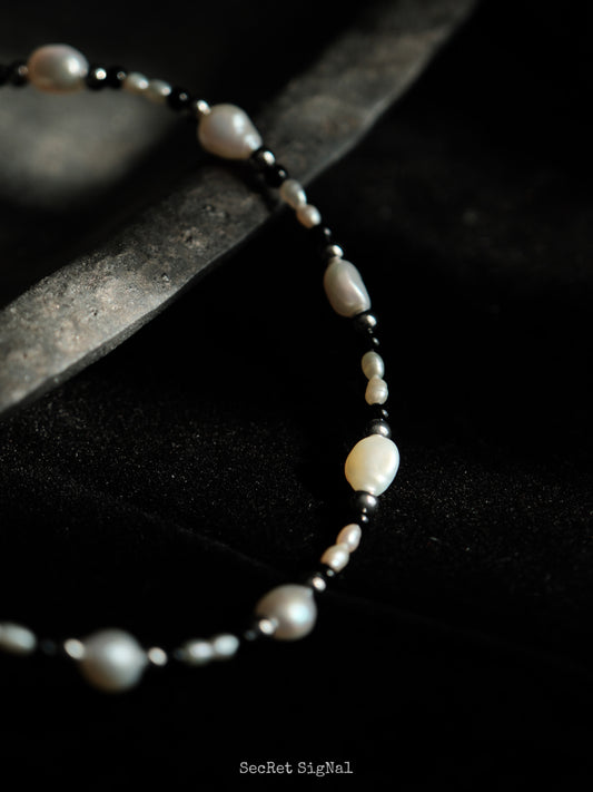 Eclipse Pearl Necklace